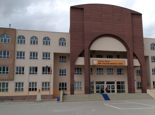 İbn-i Haldun Anadolu Lisesi Fotoğrafı
